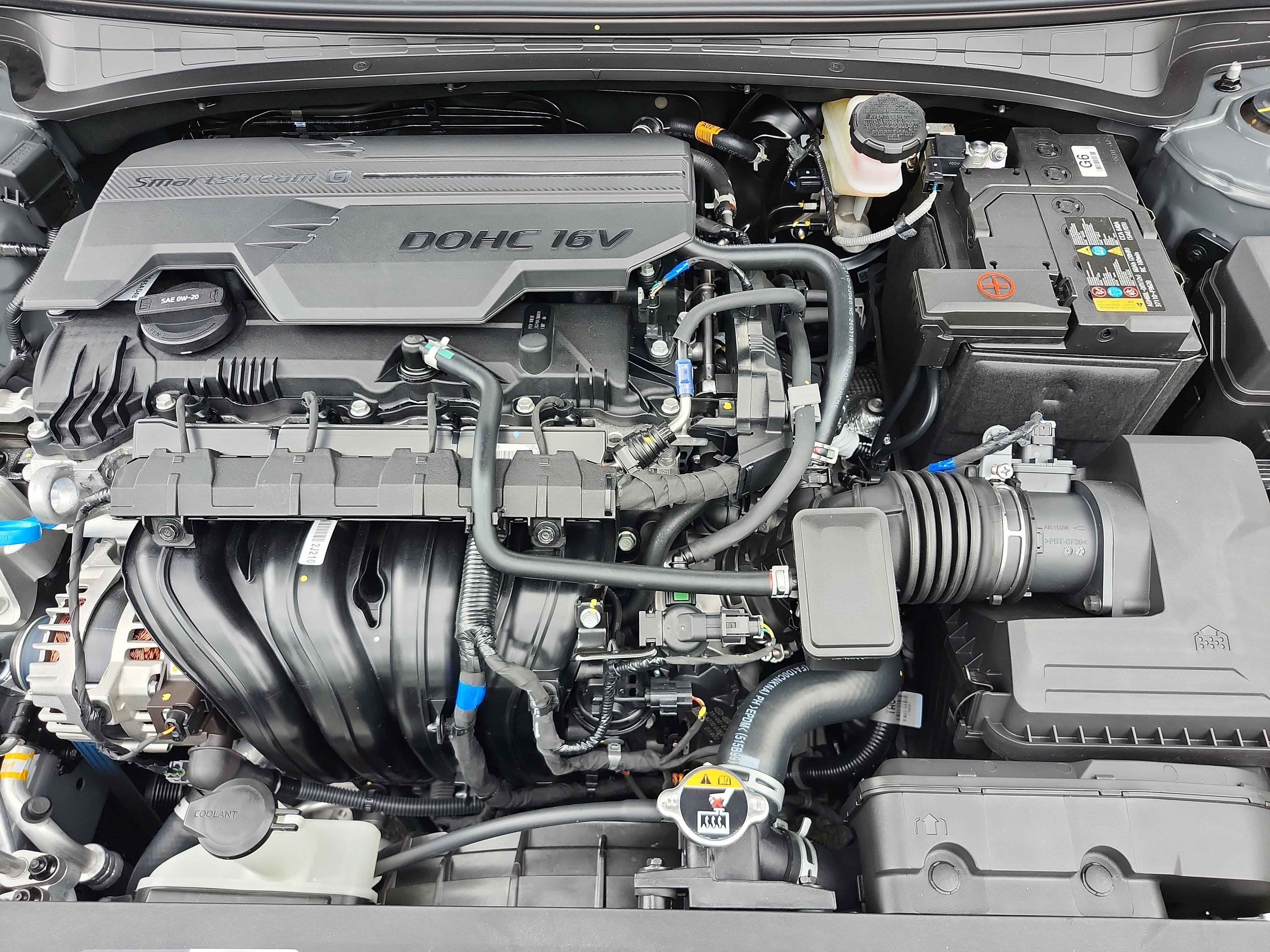 New 2026 Hyundai Elantra Sport FWD image 20