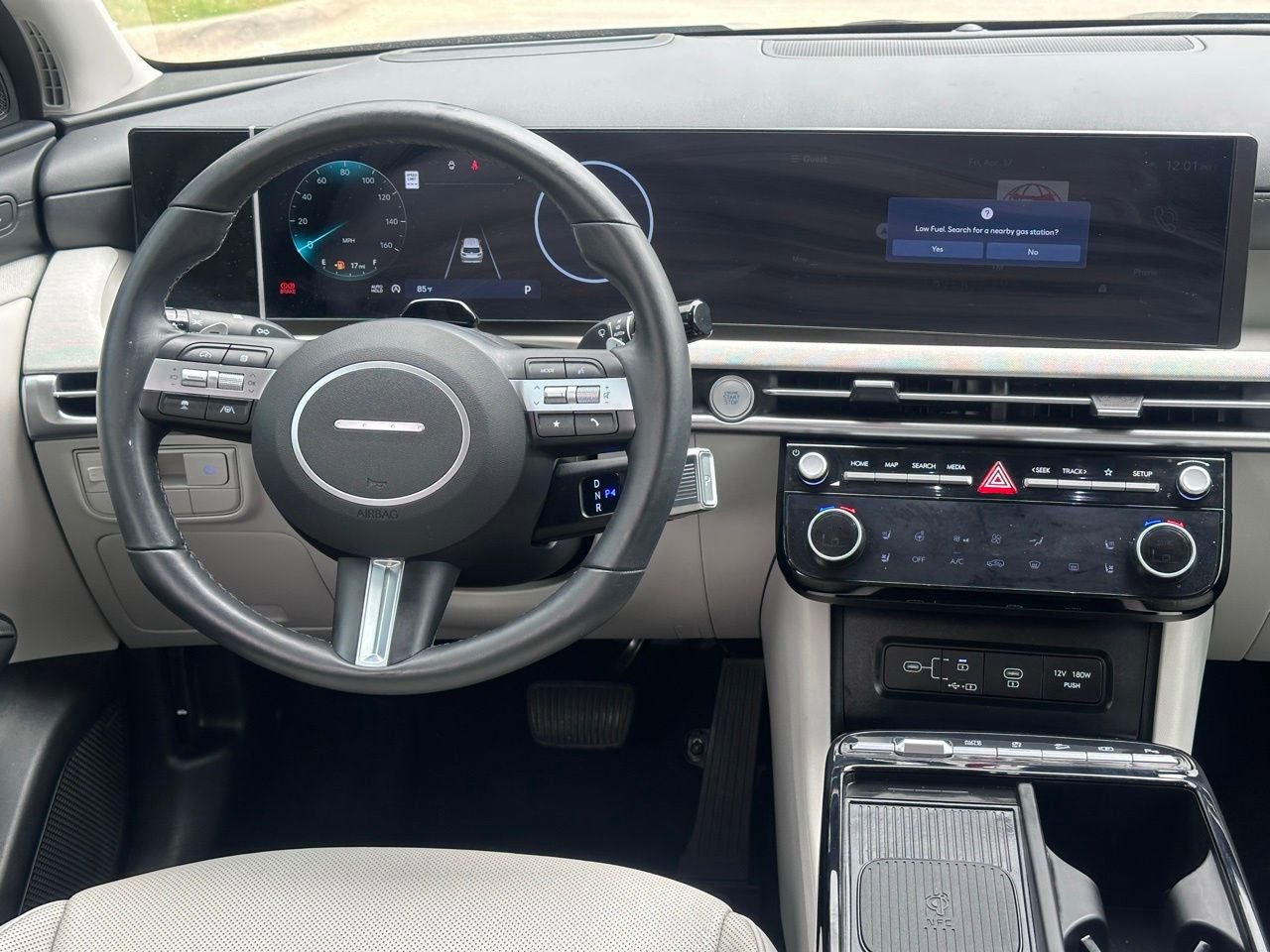 Used 2025 Hyundai Tucson Limited image 18