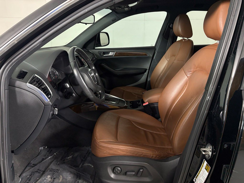 Used 2011 Audi Q5 2.0T Premium AWD/4WD image 15