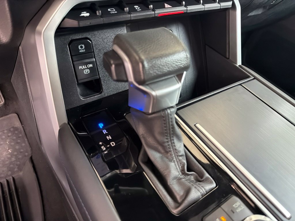 Used 2022 Toyota Tundra Platinum AWD/4WD image 9