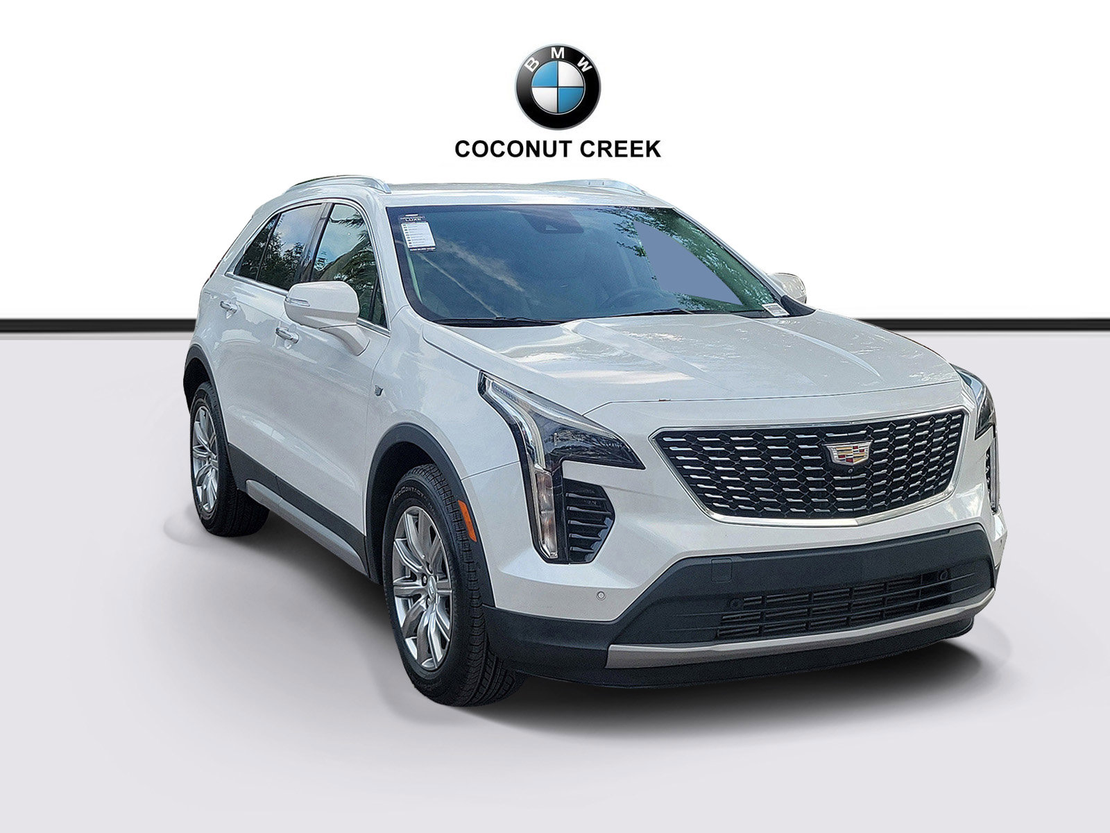 Used 2020 Cadillac XT4 Premium Luxury w/ Enhanced Visibility Package FWD image 1