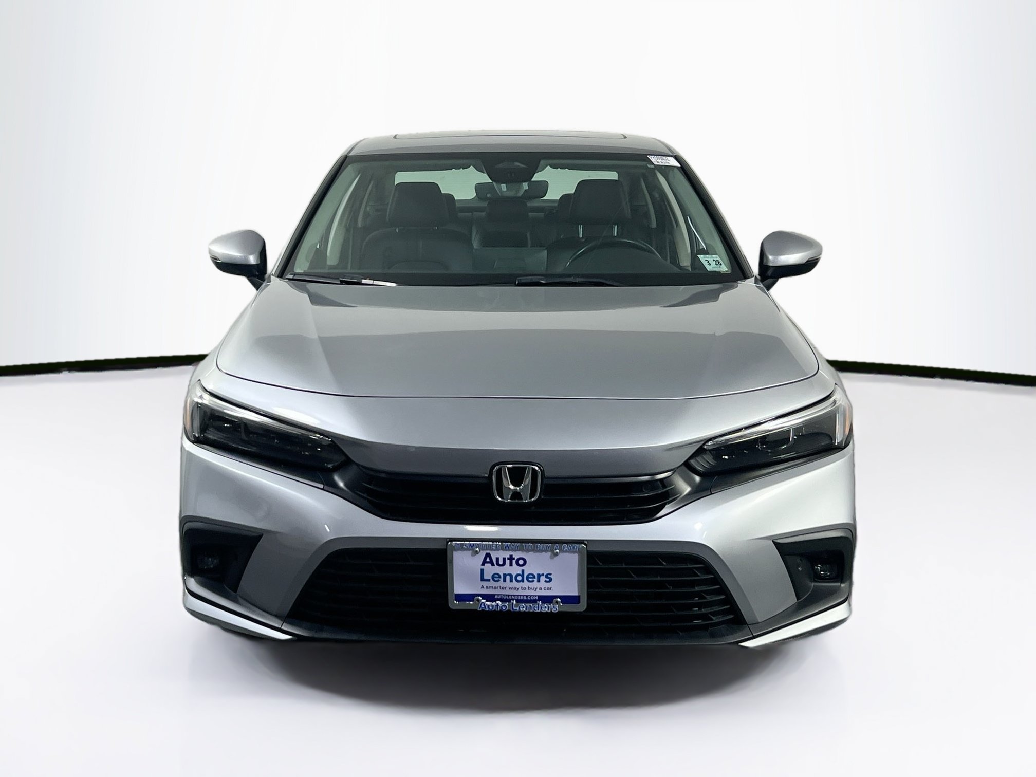 Used 2023 Honda Civic Touring image 2
