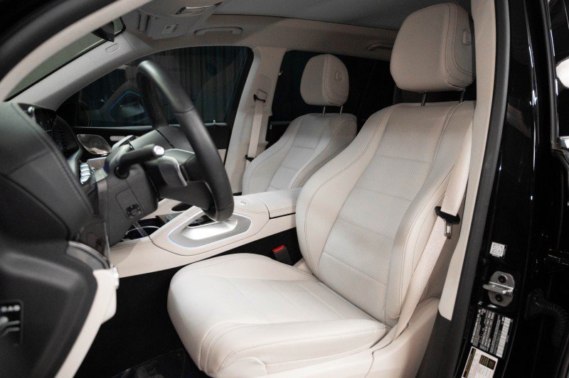 Certified 2026 Mercedes-Benz GLS 450 4MATIC image 12