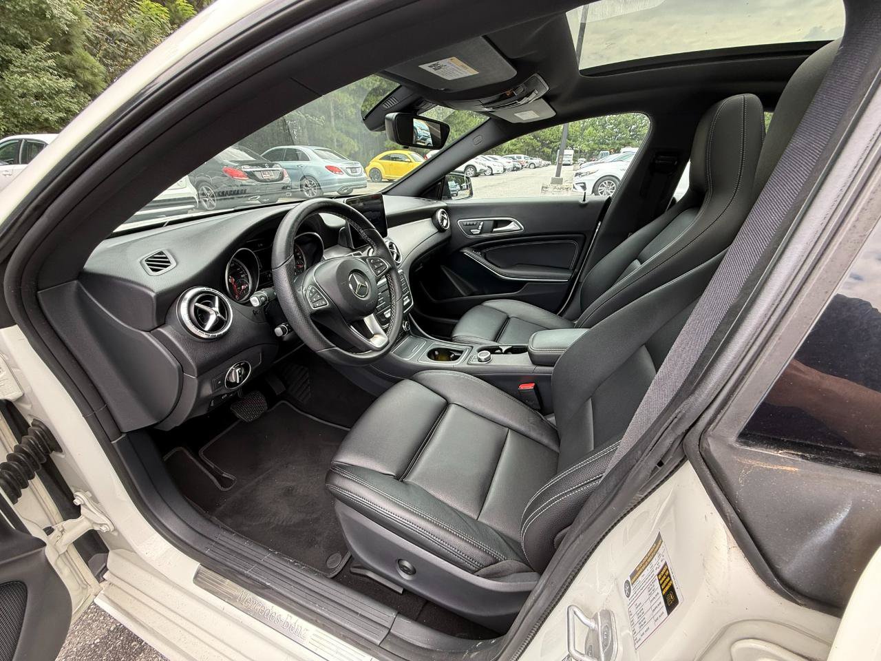 Used 2018 Mercedes-Benz CLA 250 image 8