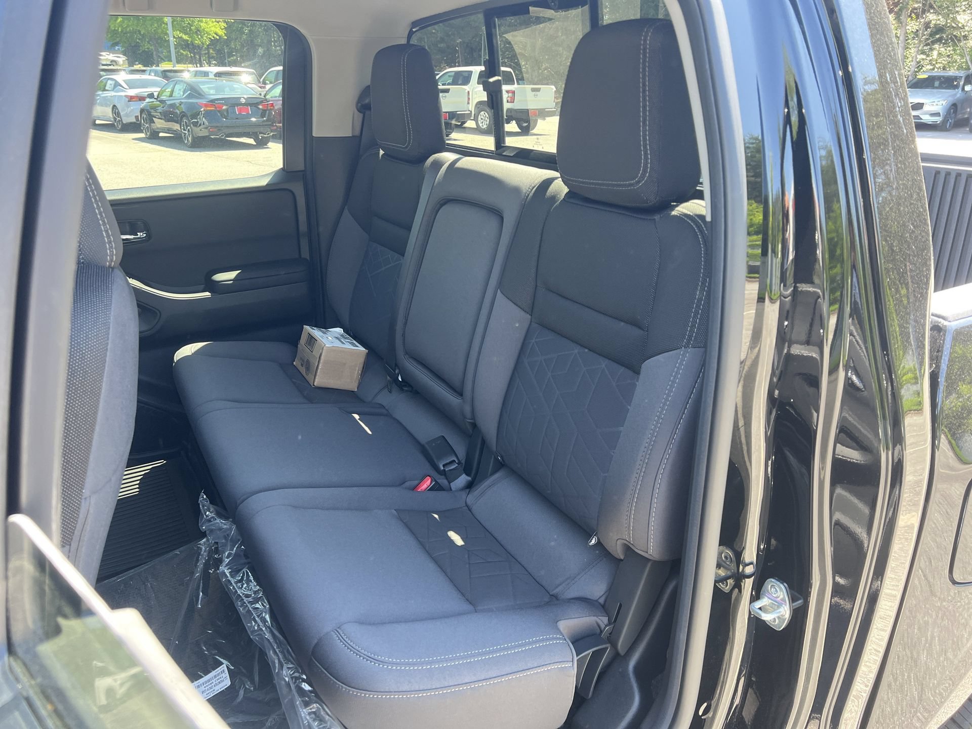 New 2026 Nissan Frontier SV w/ SV Convenience Package AWD/4WD image 15