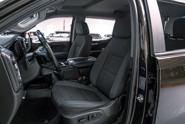 Used 2019 Chevrolet Silverado 1500 LT Trail Boss w/ Convenience Package image 4