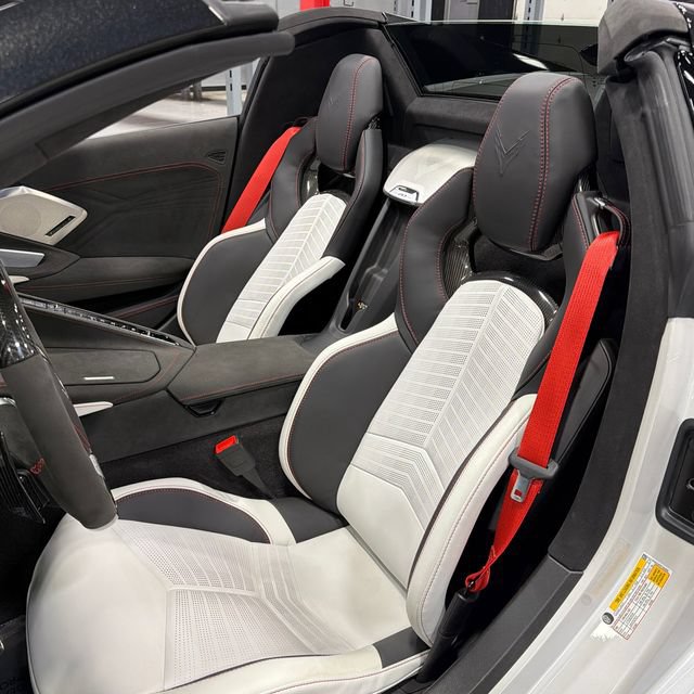 Used 2023 Chevrolet Corvette Z06 w/ Z07 Performance Package RWD image 19