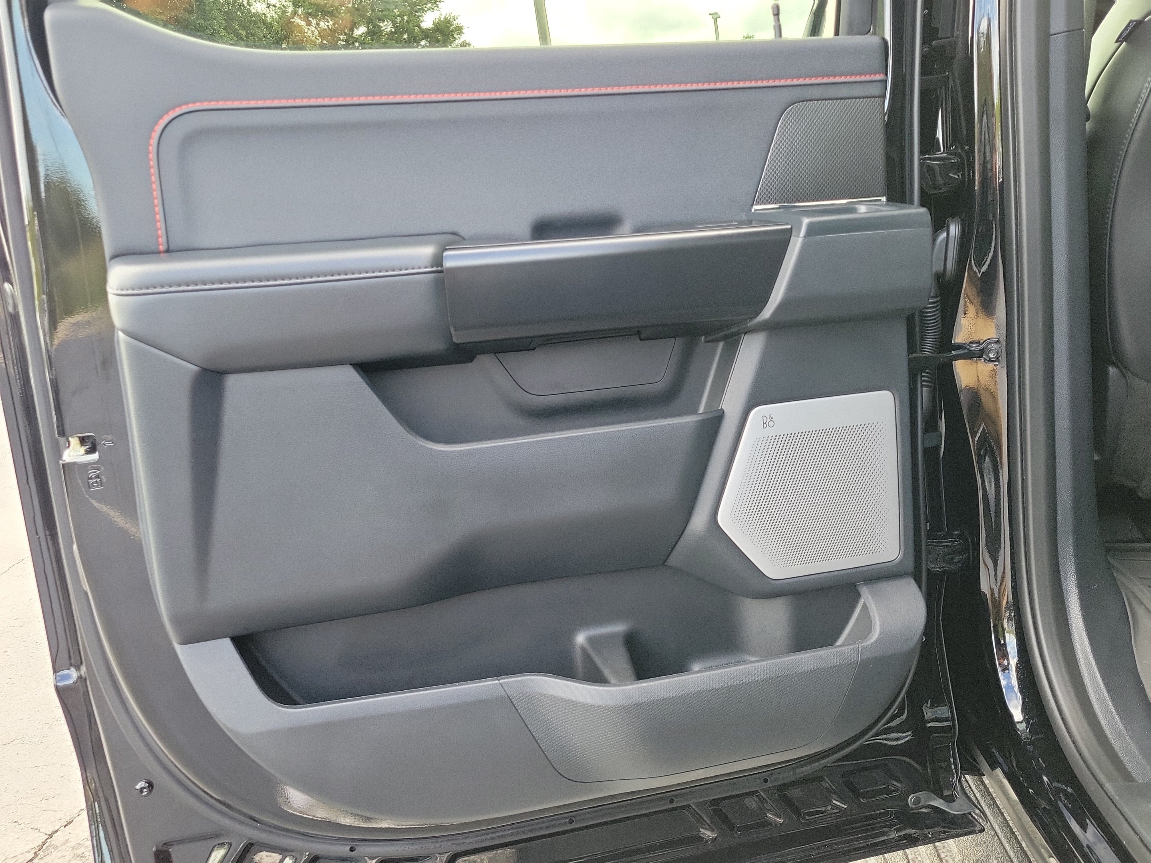 Certified 2025 Ford F150 Raptor AWD/4WD image 11