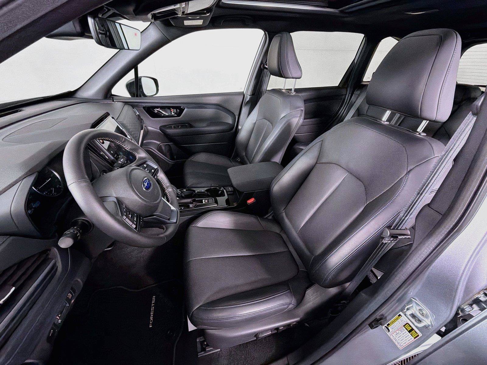 Used 2026 Subaru Forester Limited AWD/4WD image 2