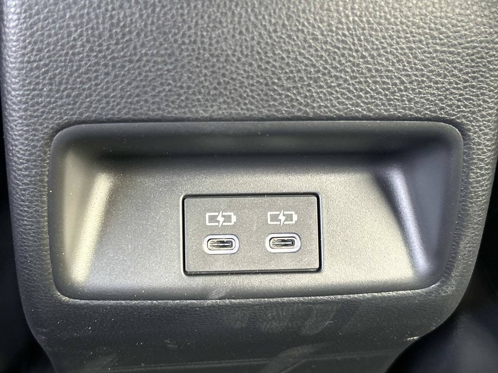 Used 2026 Toyota Corolla SE FWD image 13
