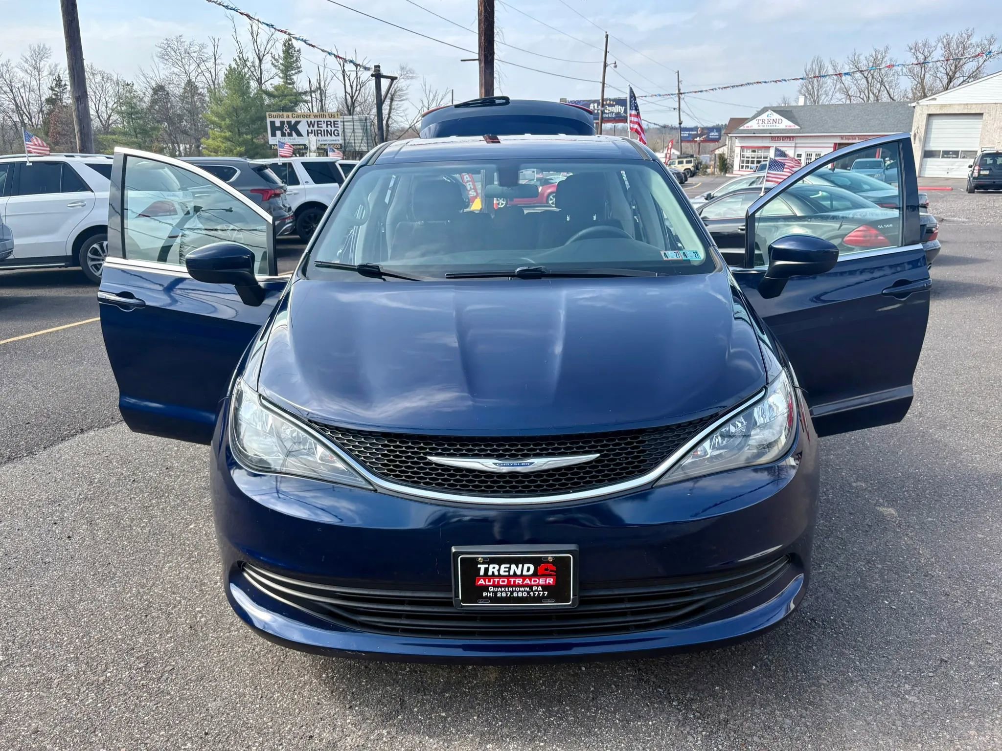 Used 2018 Chrysler Pacifica LX image 10