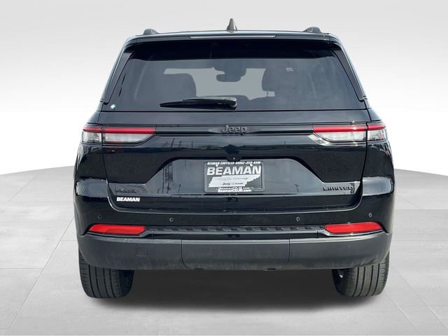 Used 2023 Jeep Grand Cherokee Limited w/ Black Appearance Package image 6