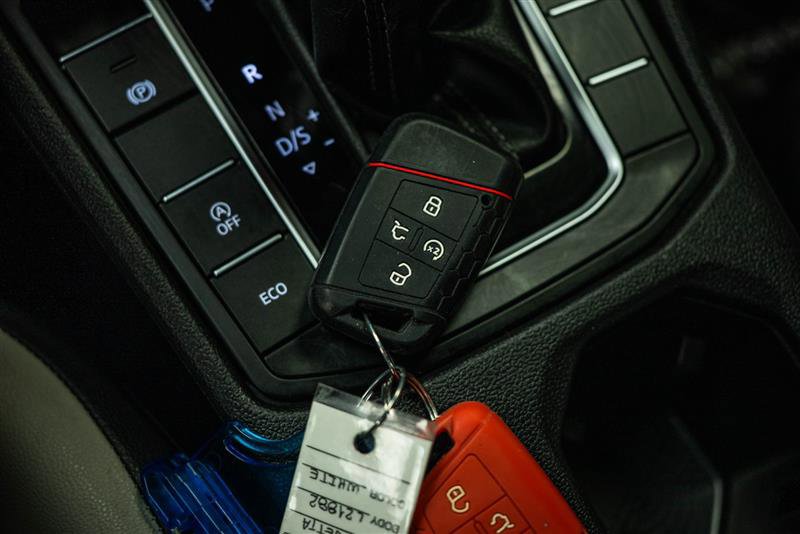 Used 2021 Volkswagen Jetta R-Line w/ R-Line Cold Weather Package FWD image 20