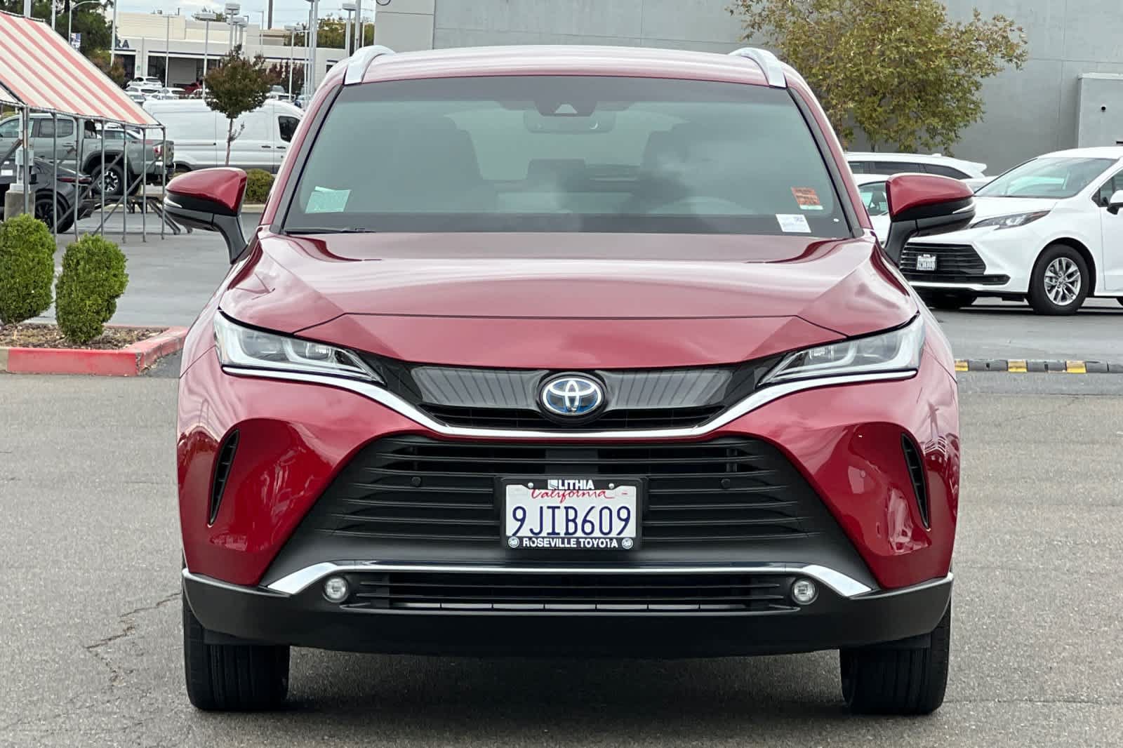 Certified 2023 Toyota Venza XLE AWD/4WD image 10
