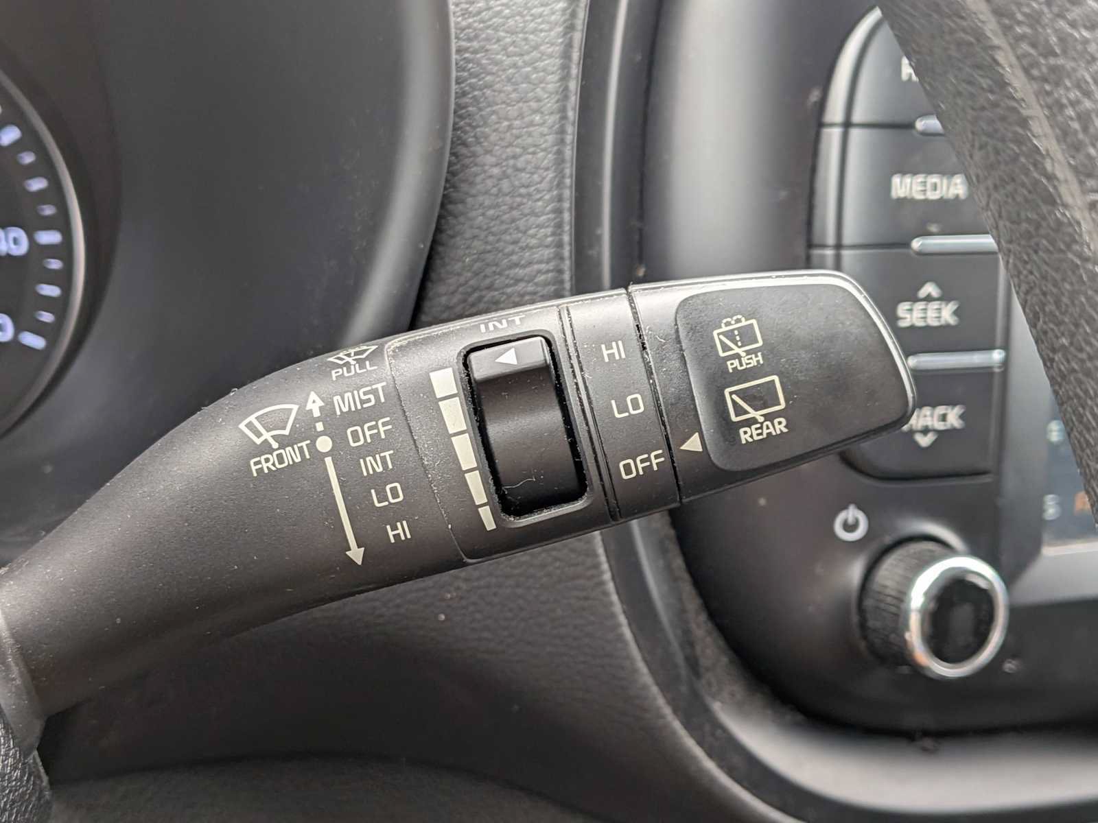 Used 2021 Kia Soul LX FWD image 24