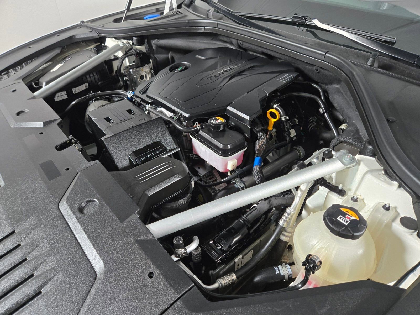 Used 2022 Genesis GV70 2.5T w/ Select Package AWD/4WD image 20