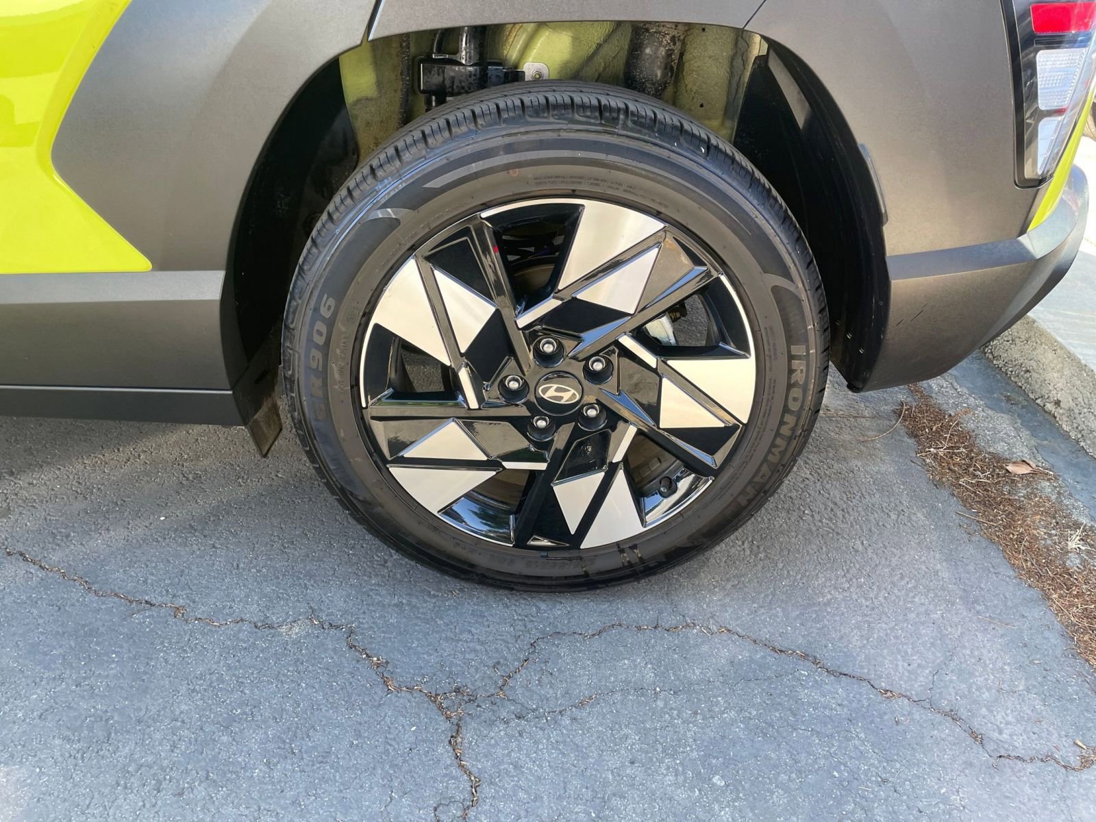 Used 2025 Hyundai Kona SEL image 30