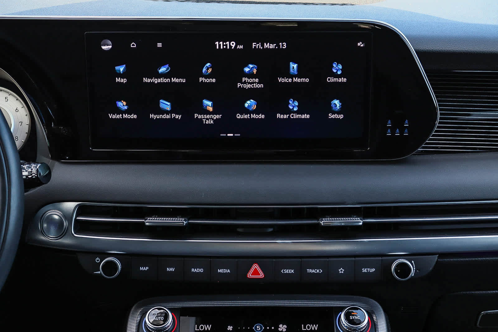 Used 2025 Hyundai Palisade Calligraphy image 14