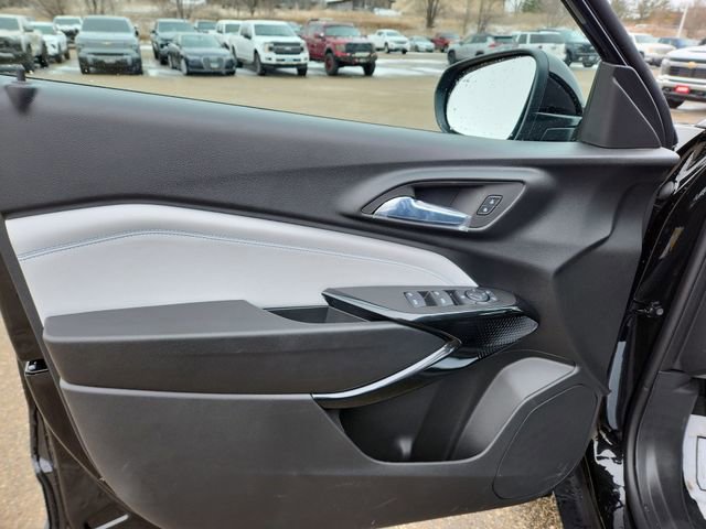 Used 2026 Chevrolet Trax LT w/ Driver Confidence Package image 20