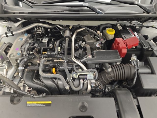 Used 2025 Nissan Sentra SR FWD image 33