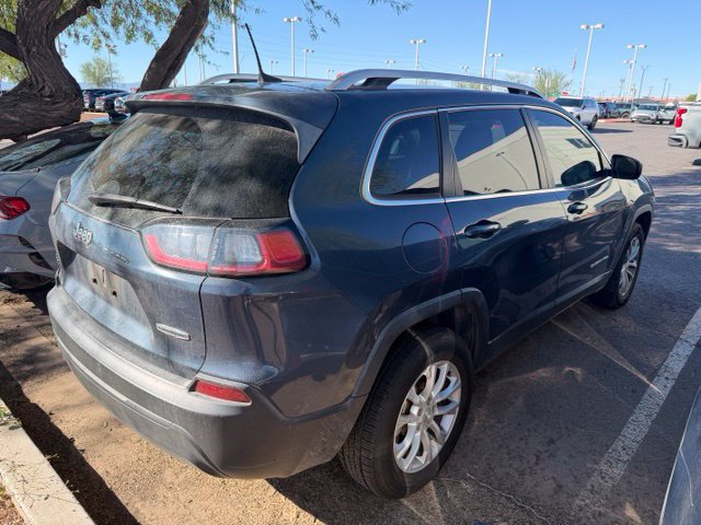 Used 2019 Jeep Cherokee Latitude w/ Popular Appearance Group AWD/4WD image 4