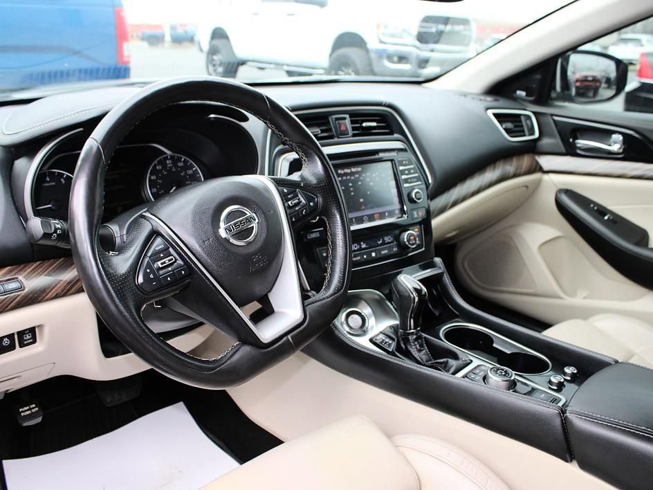 Used 2017 Nissan Maxima Platinum w/ Medallion Package image 33
