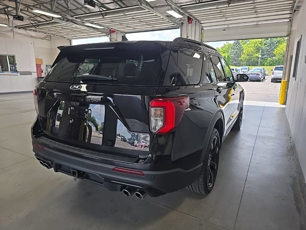 Used 2023 Ford Explorer ST w/ Equipment Group 401A AWD/4WD image 4