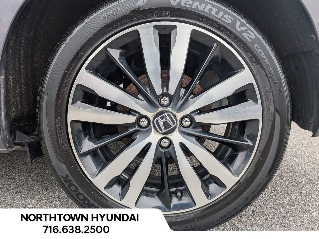 Used 2020 Honda Fit EX image 41