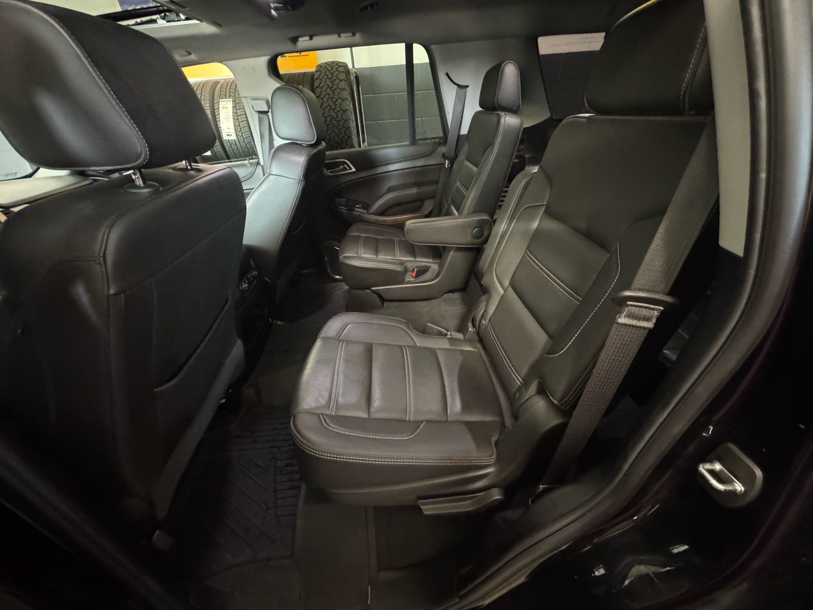 Used 2019 GMC Yukon Denali w/ Denali Ultimate Package AWD/4WD image 16