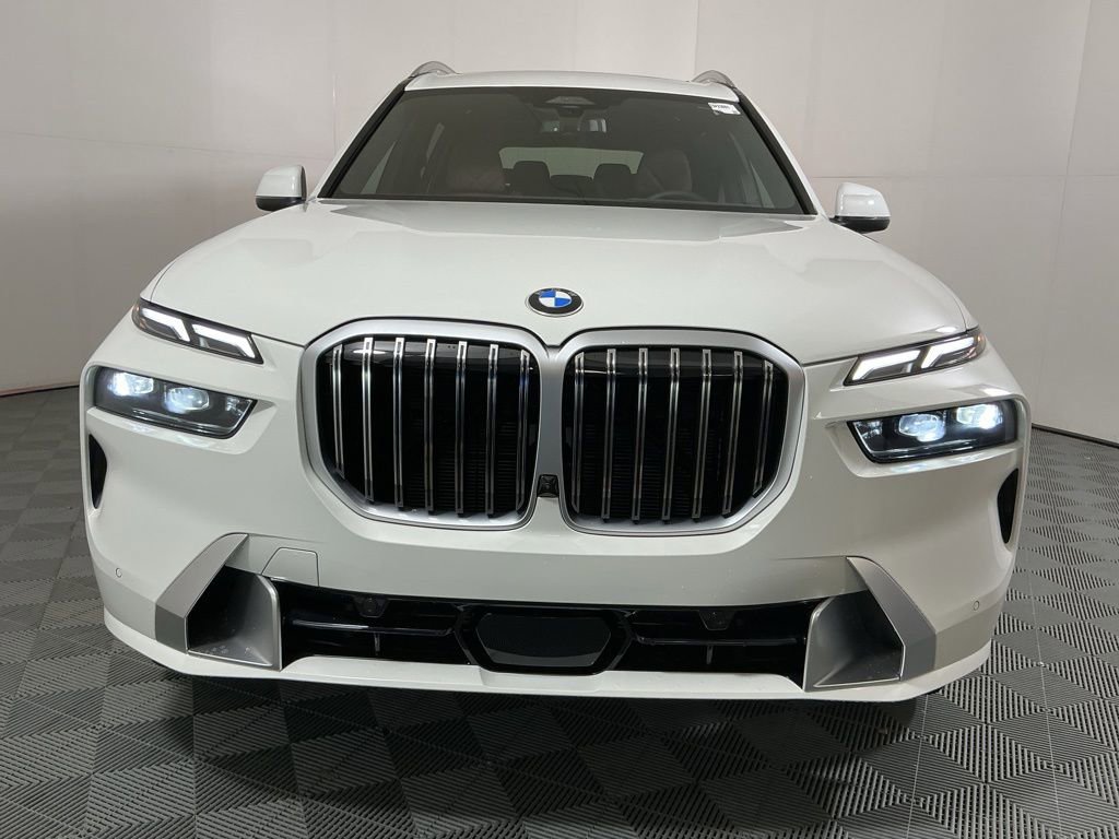 New 2026 BMW X7 xDrive40i w/ Executive Package AWD/4WD image 3