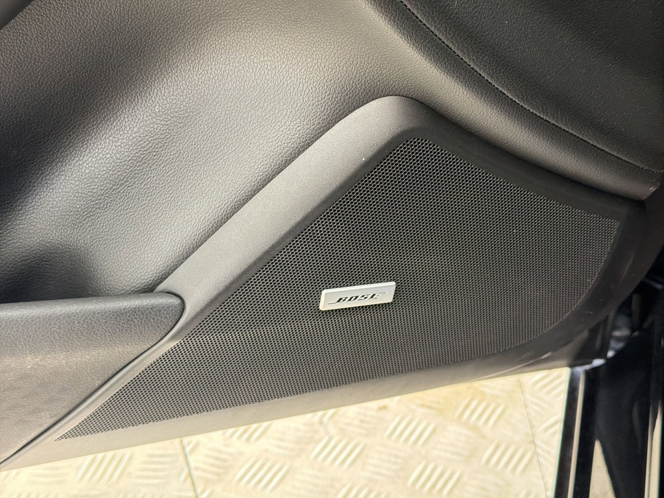 Used 2018 Cadillac CTS V w/ Luxury Package image 21