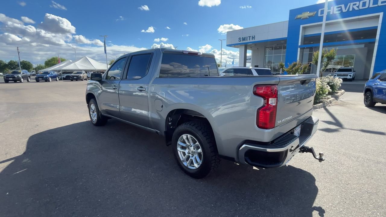Used 2023 Chevrolet Silverado 1500 LT w/ Z71 Off-Road Package AWD/4WD image 5