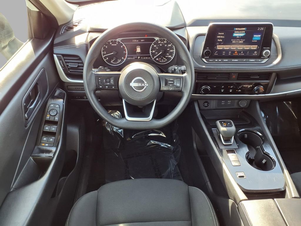 Used 2024 Nissan Rogue S image 4