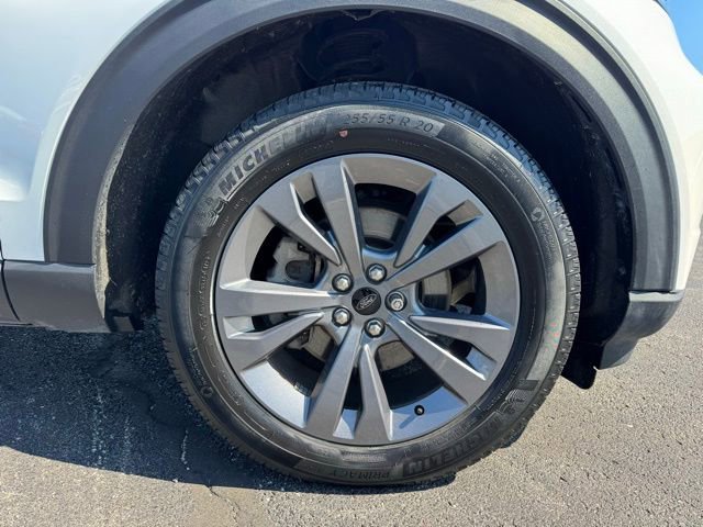 Used 2023 Ford Explorer XLT w/ Equipment Group 202A image 20