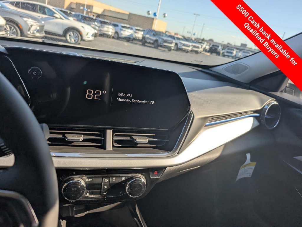 New 2026 Chevrolet Trax LT w/ LT Convenience Package FWD image 20