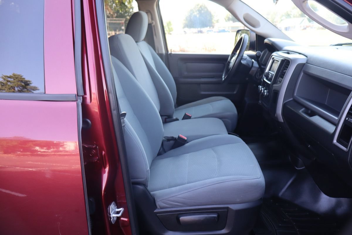 Used 2018 RAM 2500 Tradesman w/ Chrome Appearance Group AWD/4WD image 22