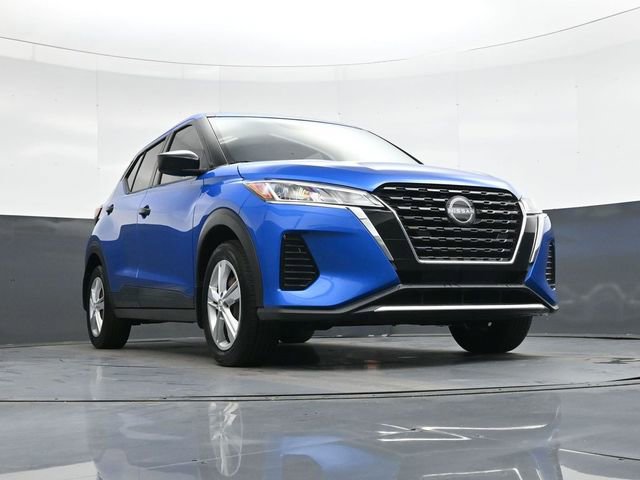 Used 2022 Nissan Kicks S image 30
