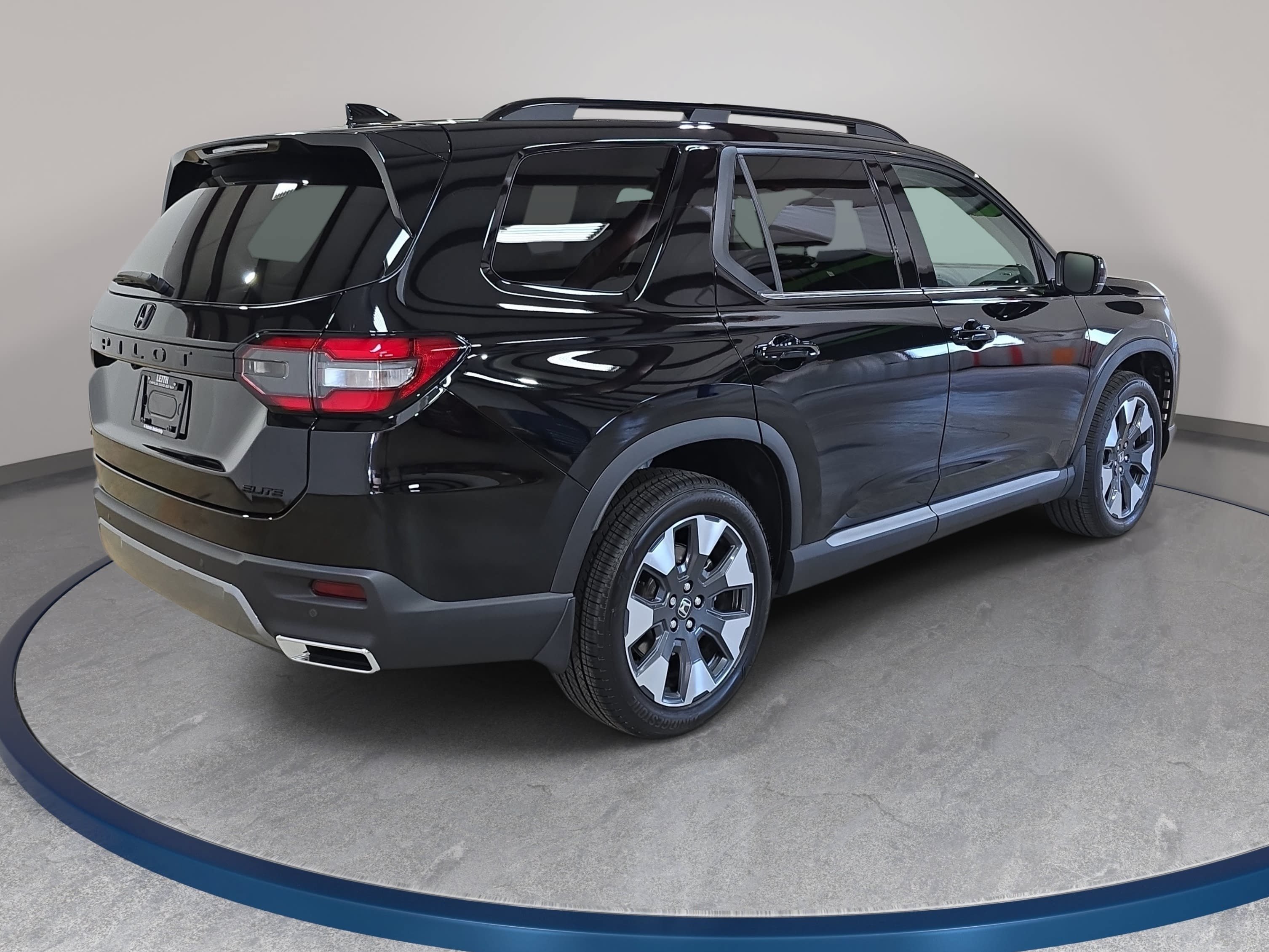 New 2026 Honda Pilot Elite image 6