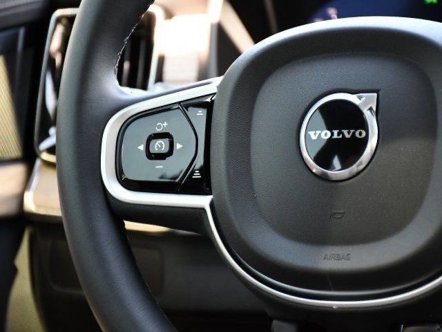 New 2026 Volvo XC90 B6 Ultra w/ Protection Package AWD/4WD image 21