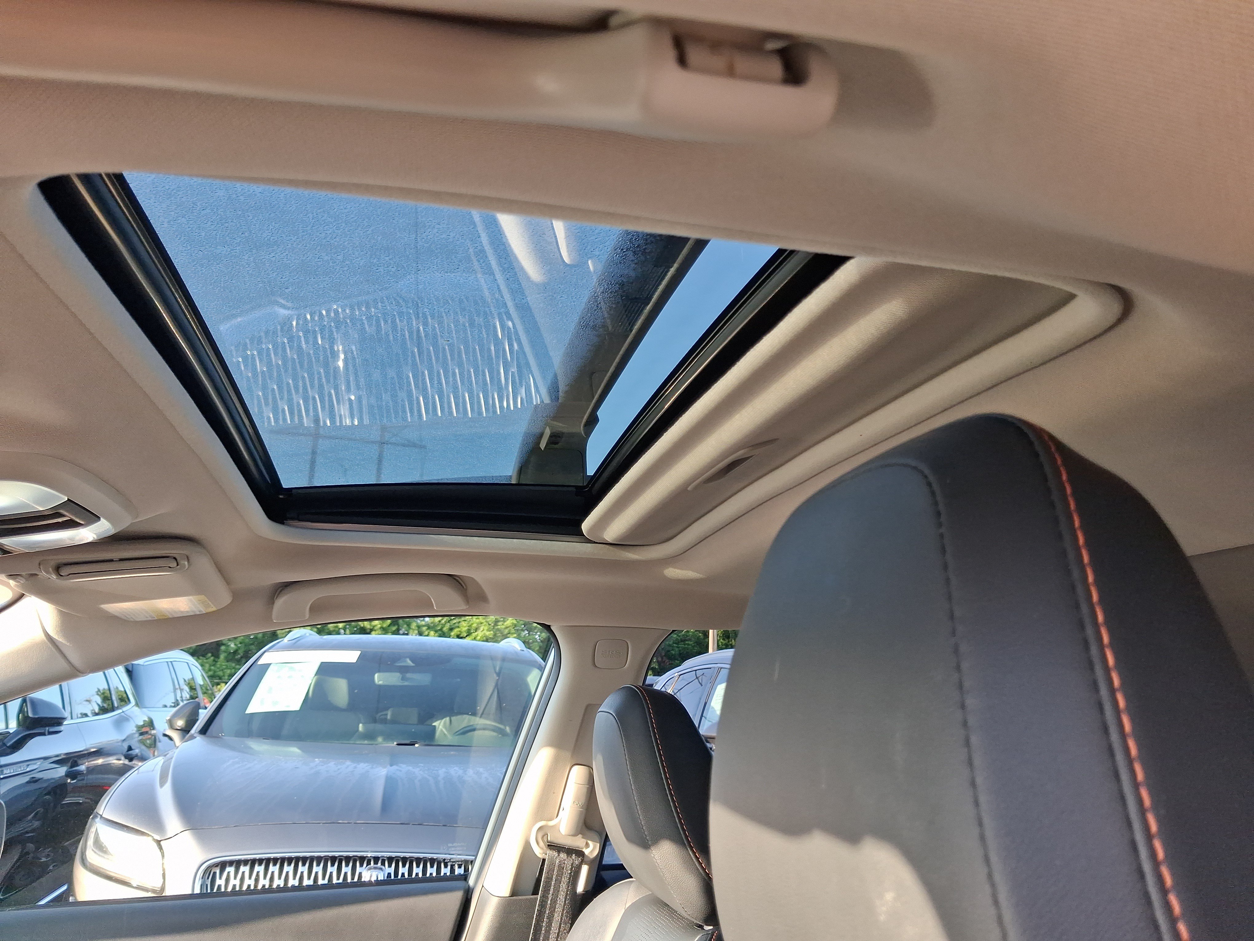 Used 2019 Subaru Crosstrek 2.0i Limited w/ Moonroof Package w/Navigation AWD/4WD image 12
