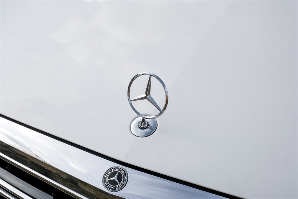 Used 2019 Mercedes-Benz S 560e w/ AMG Line Exterior image 58