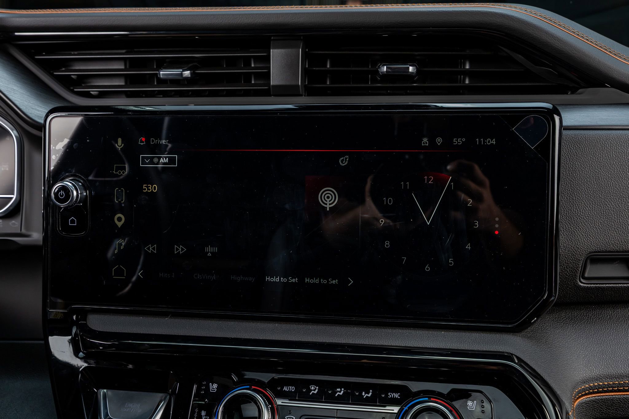 Used 2025 GMC Sierra 2500 AT4 w/ AT4 Premium Plus Package image 25