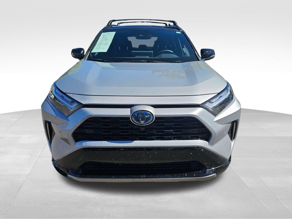 Used 2023 Toyota RAV4 XSE AWD/4WD image 3