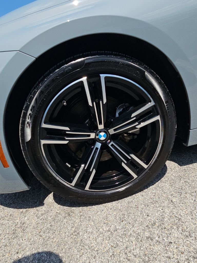 Used 2025 BMW 230i Coupe w/ M Sport Package RWD image 9