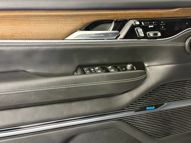 Used 2022 Jeep Grand Wagoneer Series II w/ Convenience Group III image 12