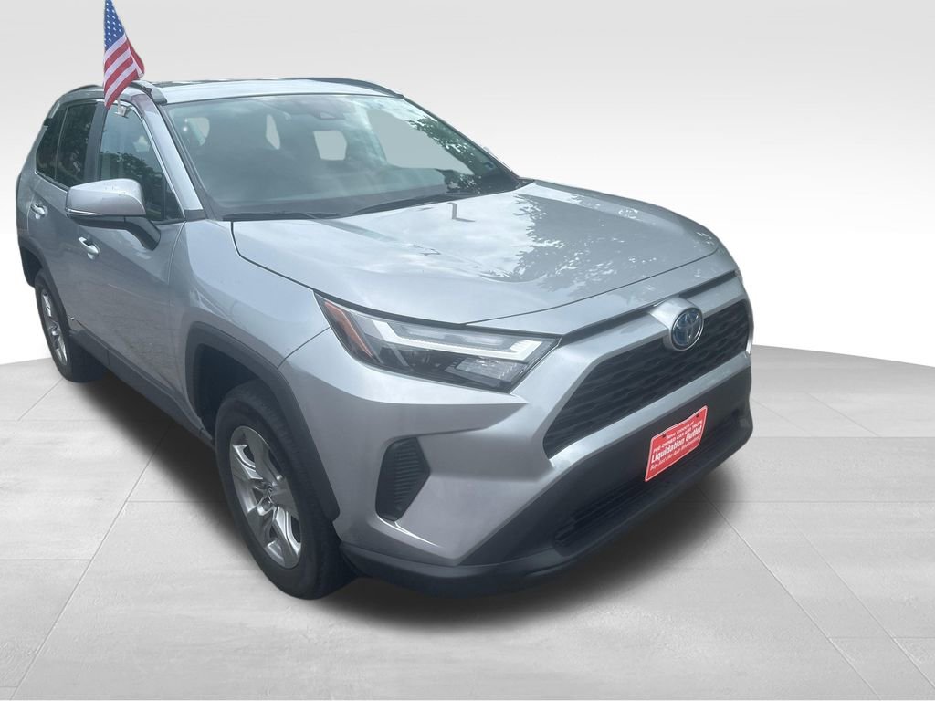 Used 2024 Toyota RAV4 XLE AWD/4WD image 34