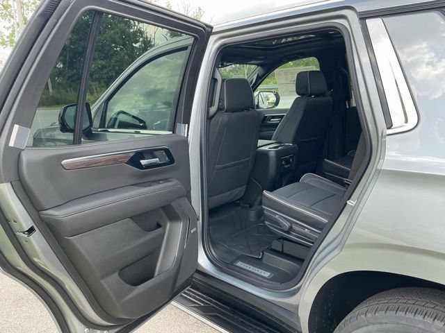 New 2026 Chevrolet Tahoe Premier w/ Sun And Tow Package AWD/4WD image 17