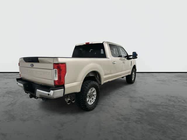Used 2017 Ford F250 XLT w/ XLT Premium Package AWD/4WD image 3