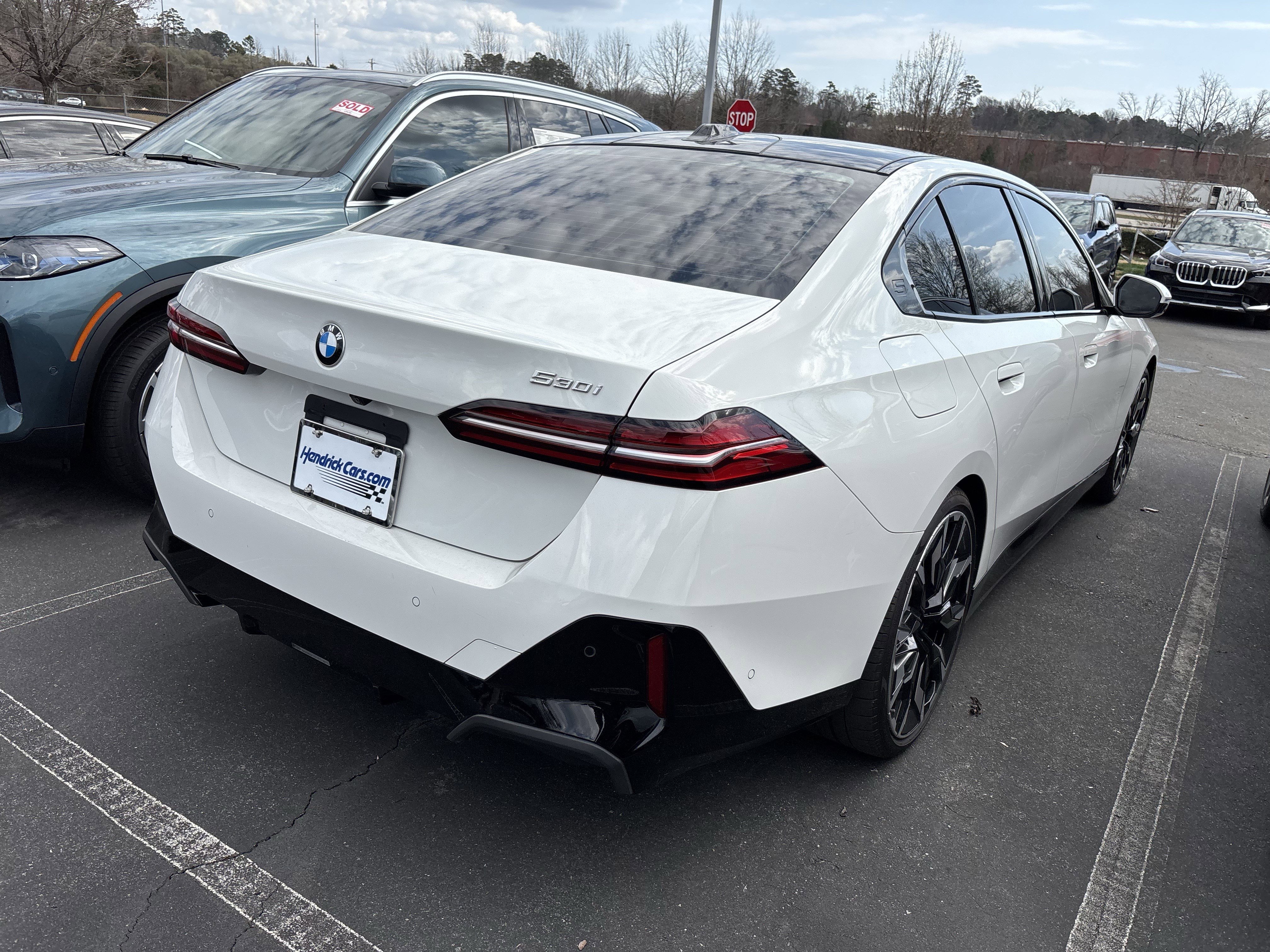 Certified 2024 BMW 530i 530i w/ Executive Package image 22