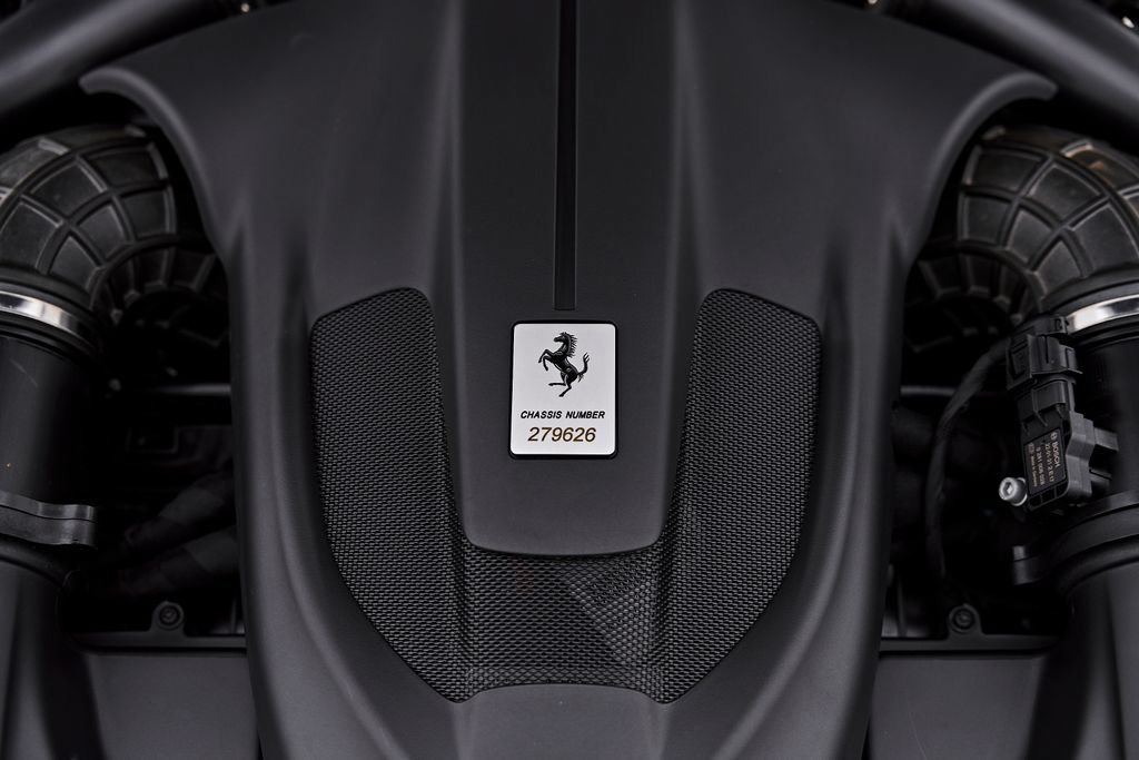Used 2022 Ferrari Roma RWD image 24